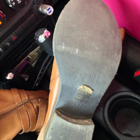 Steve Madden Tan Knee-High Riding Boots with Buckle Detail - Picture 5 of 6